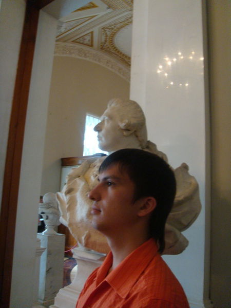 Алексей Леонов