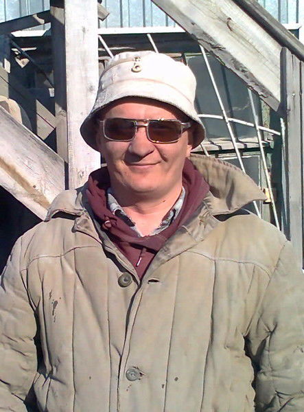 Александр Безруков