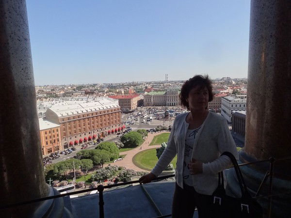 Нелли Макарова