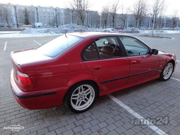 Резван Хамыстханов