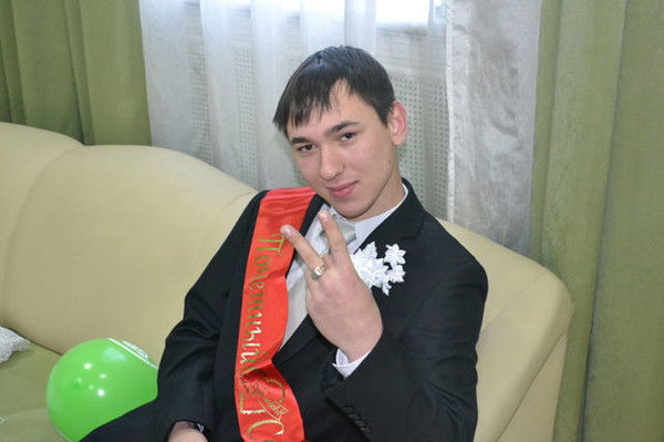 Дениска Железнов))*