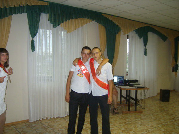 Воробей (. )( .)