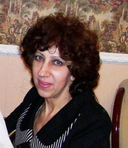 Людмила Петрова