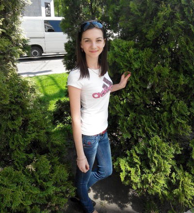 Юля Нестеренко