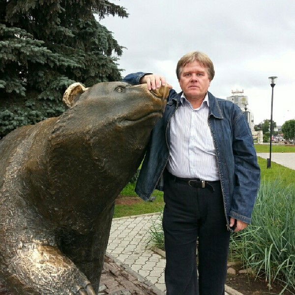 Саша Володин