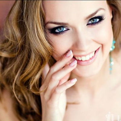 Аня Иванова