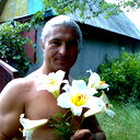 Александр Реут