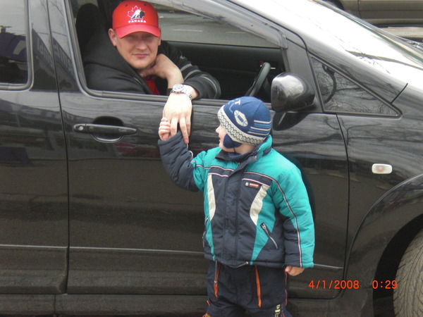 Денис Иванов