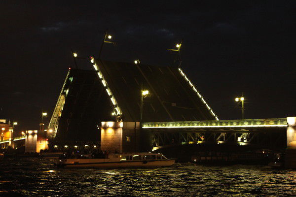 Неизвестно Неизвестно