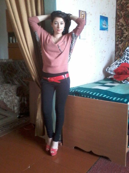 Олеся Великохатская