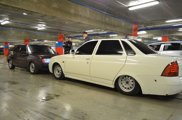 Денис Иванов