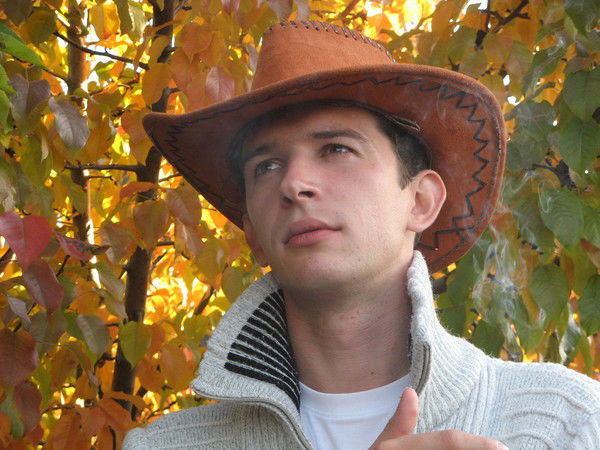 Александр Лапин