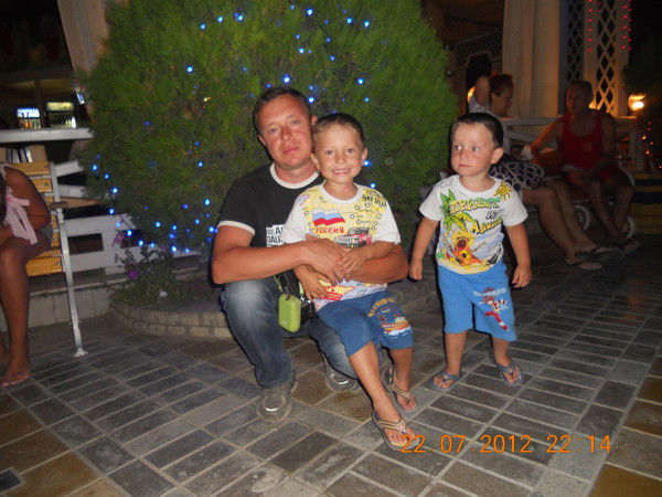 Александр Каракулов