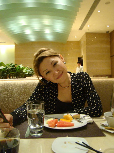 Динара Токбаева