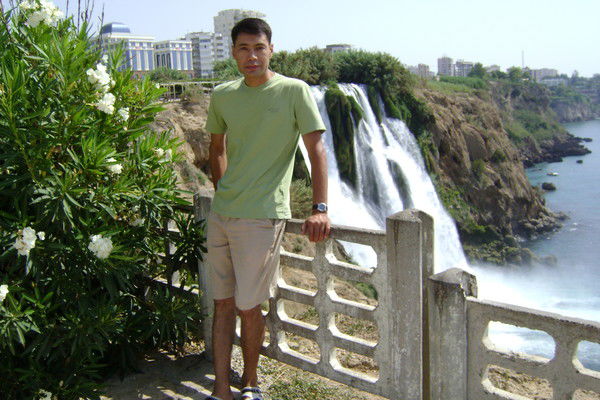 Турлан Аманкулов