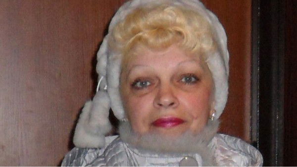 Лариса Леонтьева