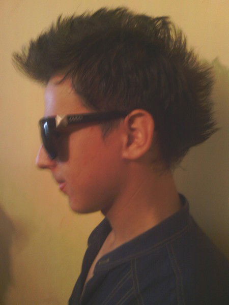 ••пр()Ст()Й•• ™Мa/|Ь4И}(™