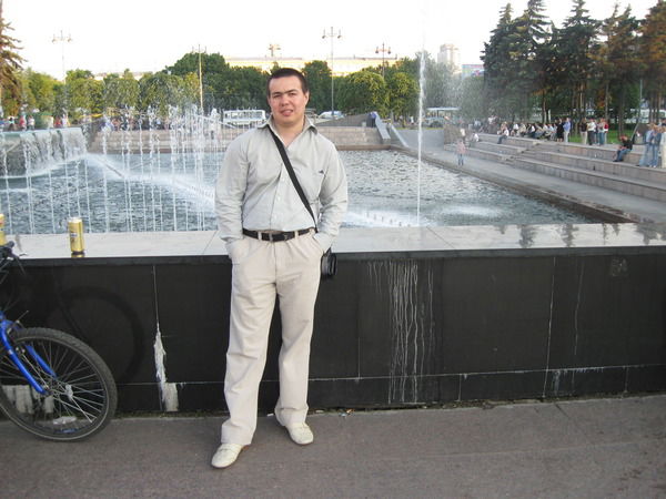 Парвиз Кадыров