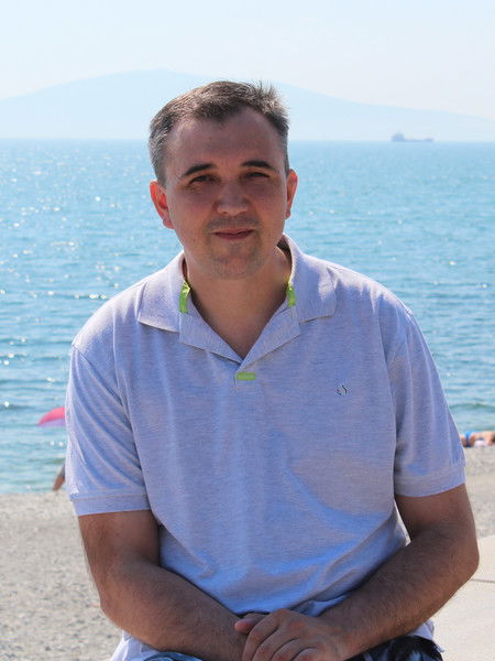 Владимир Яковлев