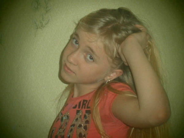 Простая Девчонка (Юлька)