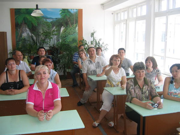 Азамат Тапелов