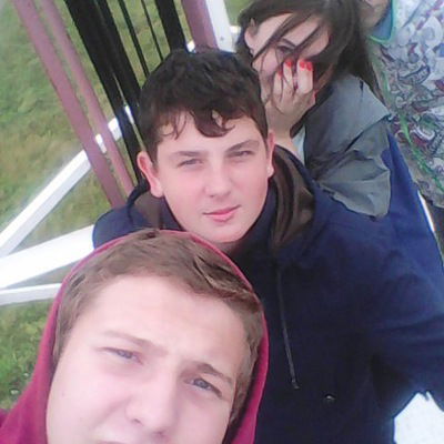 Женя Листопадов