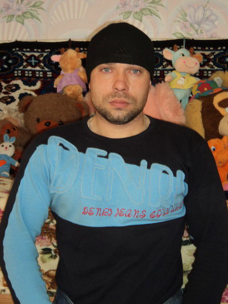 Денис Шатов