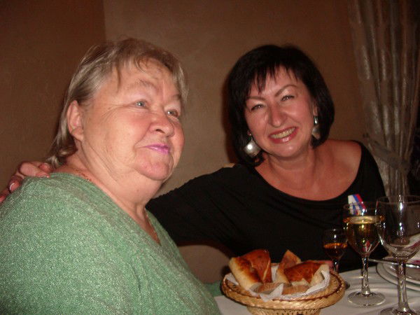 Лариса Гамзатова