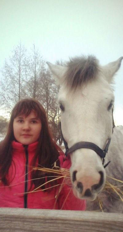 Алина Конник