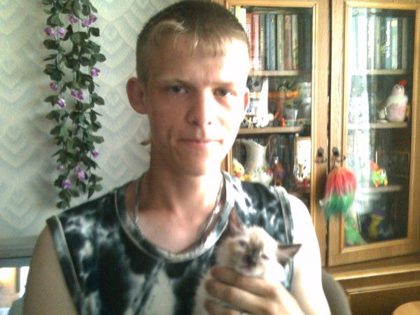 Владимир Михнов