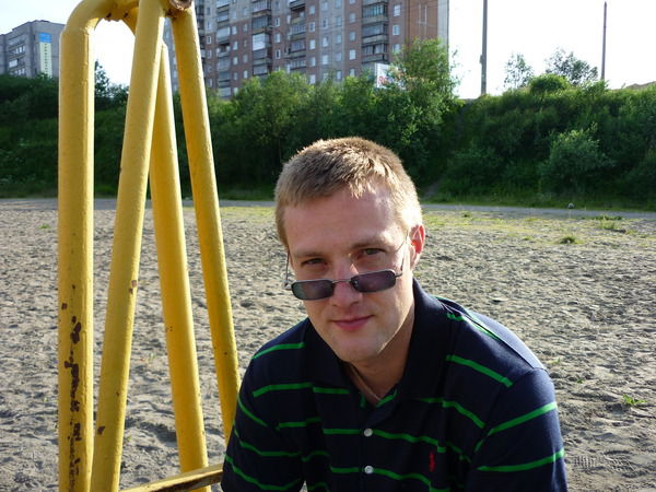 Женя Навроцкий