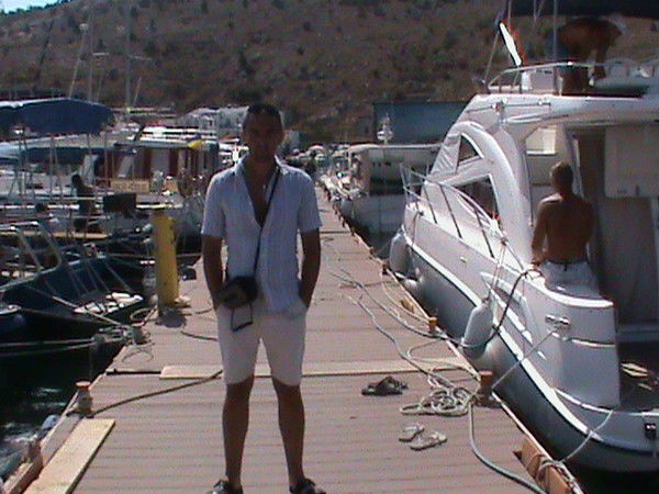 Юрий Карага