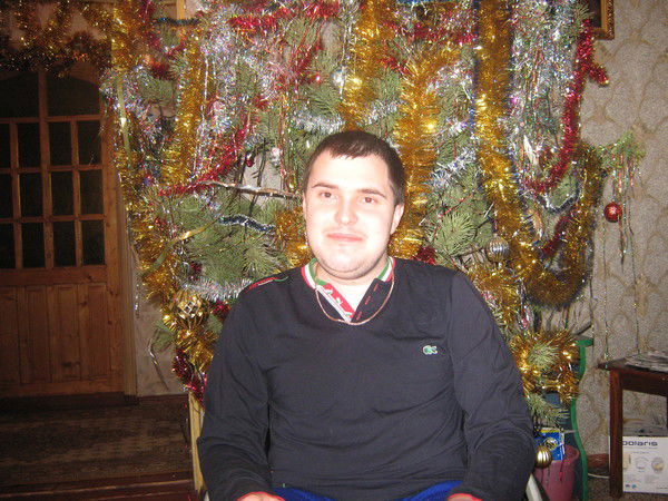 Александр Николаенко