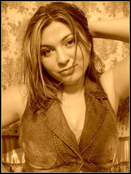 Анютка Долгих