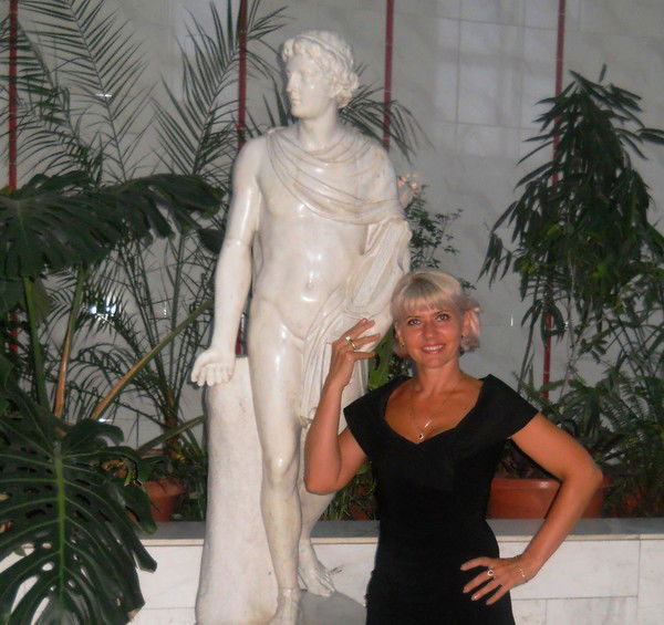 Елена Ищенко