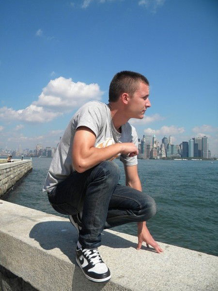 Антон Курзанов