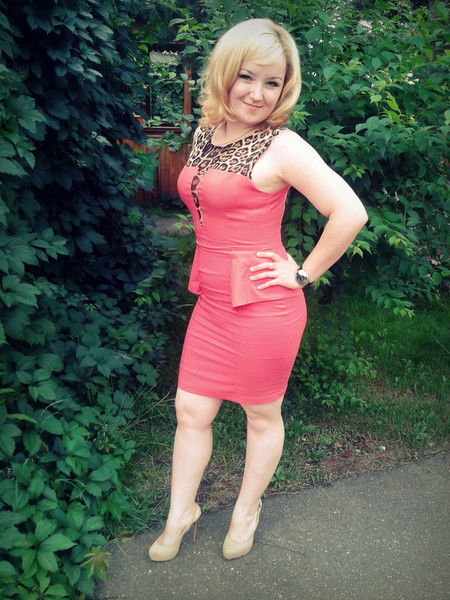 Анна Алымова