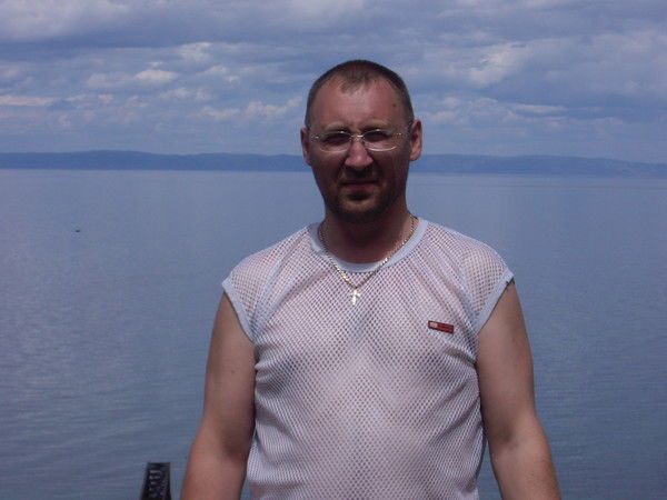 Анатолий Кузьмичёв