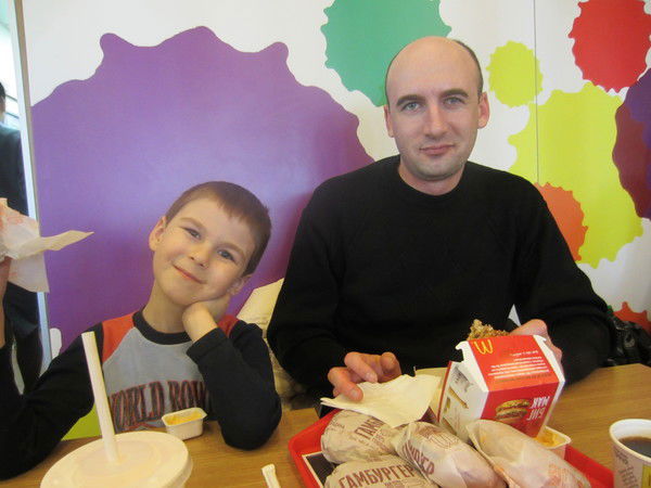 Александр Дуваров