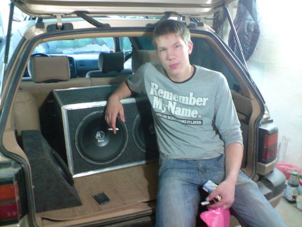 Рома Савельев