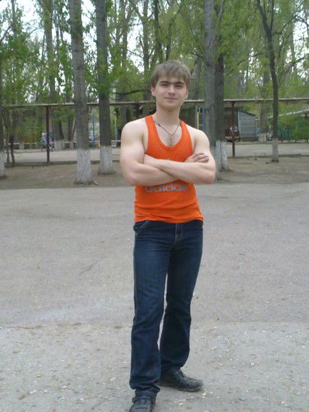 Евгений Староверов