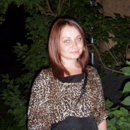 Елена Симутенко