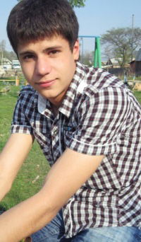 Дмитрий Николаев