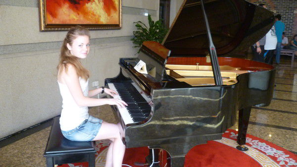 Анюта Рябова