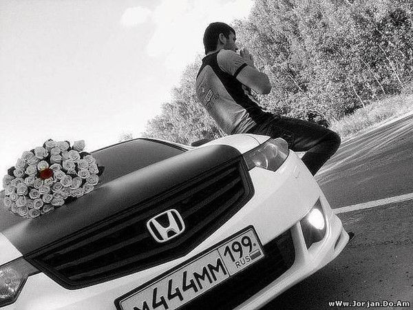 Руслан Асланов