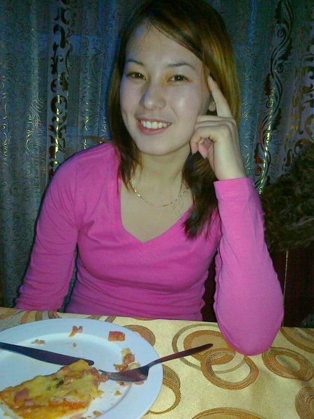 Айым Искакова