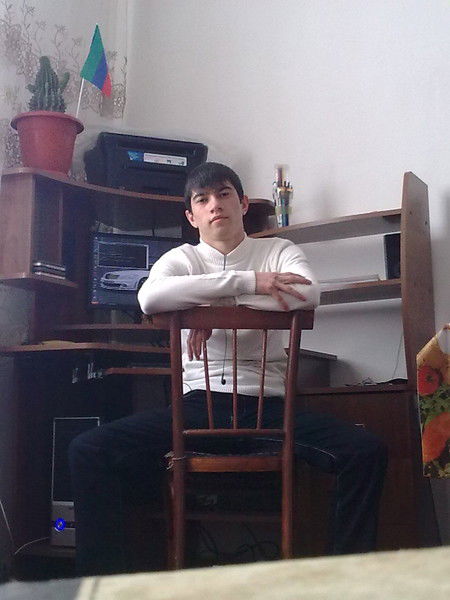 Камиль Эскеров