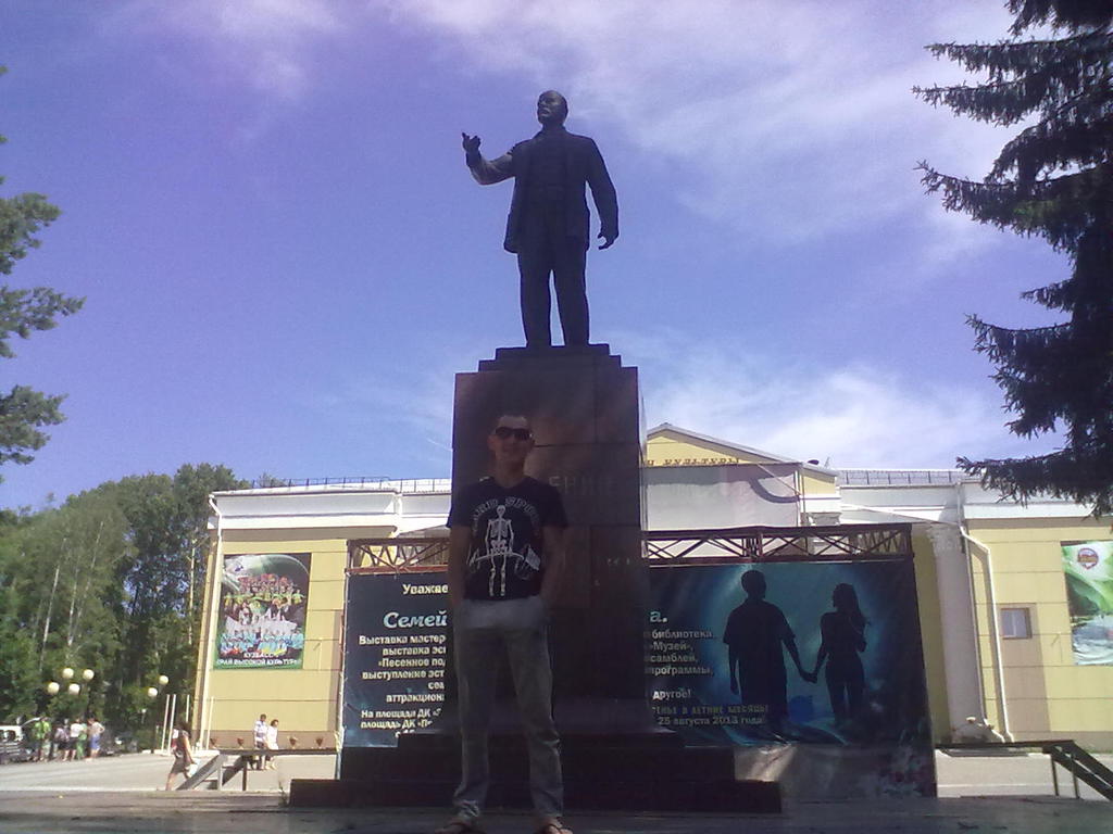 Константин Митрофанов