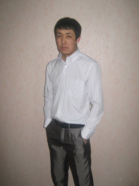 Айбек Жолышов