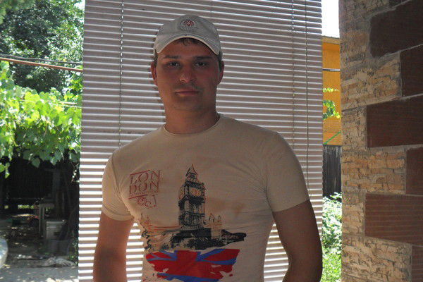 Владимир Естестев